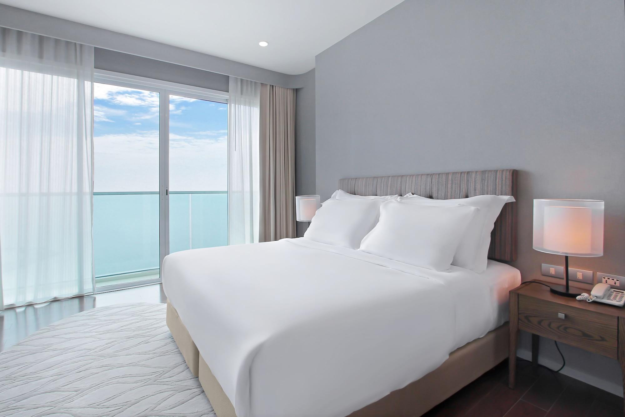 White Sand Beach Residences Pattaya Ban Nong Hin  エクステリア 写真